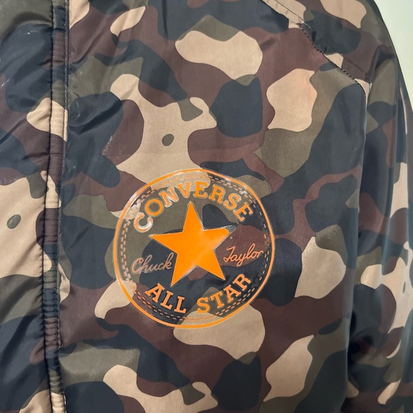 Converse camo puffer coat size 10/12 youth - Picture 6 of 6